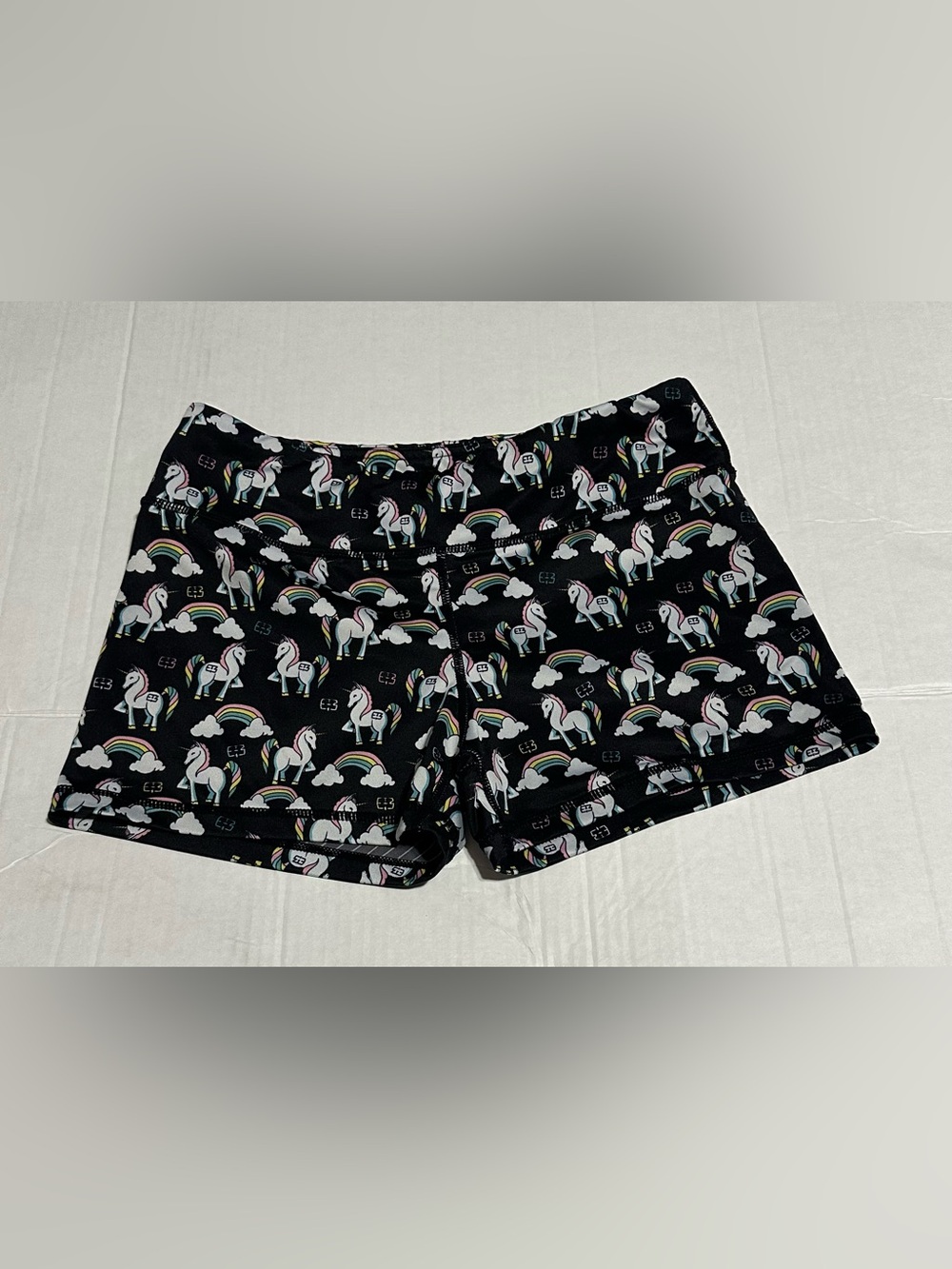 IAB MFG Women's Size 8 Unicorn Rainbow No-Ride Athletic Workout Shorts Black
